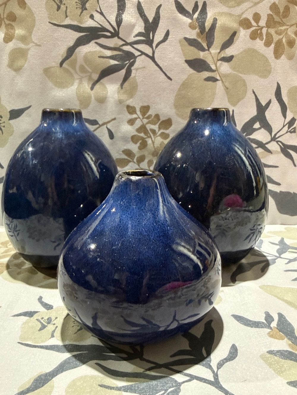 Handcrafted Deep Blue Ceramic Bud Vase (Set of 3) - Picture 2 of 6
